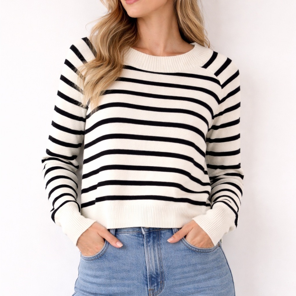 Truth by Republic Striped Knit Sweater Black White Crewneck Small